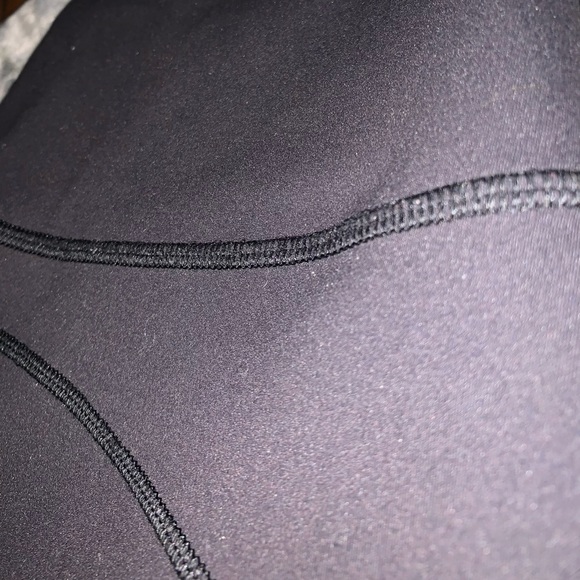 Lululemon pants - Picture 2 of 5